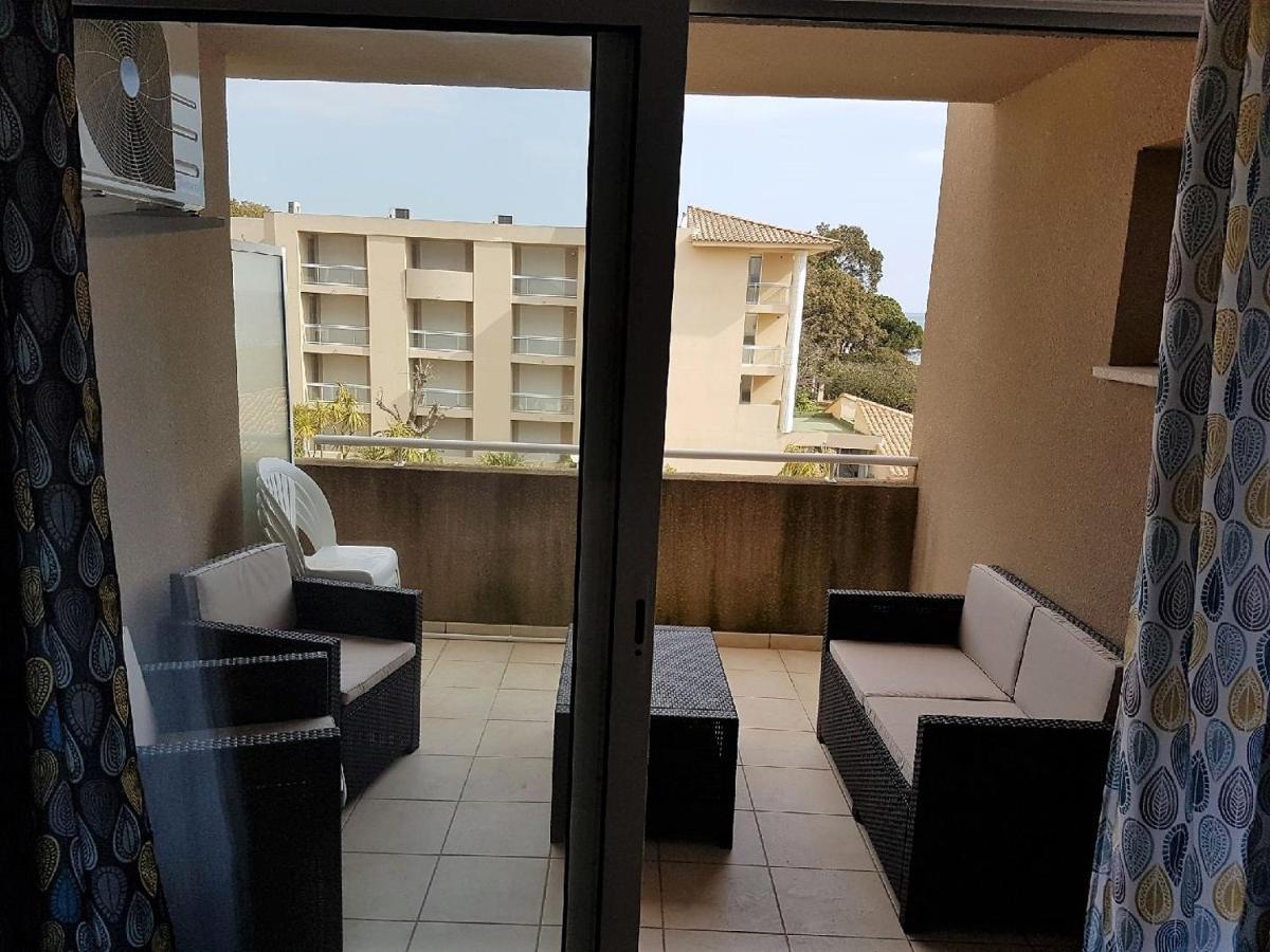 Appartement T2 Bord De Mer - Maria Beach Santa-Lucia-di-Moriani Extérieur photo